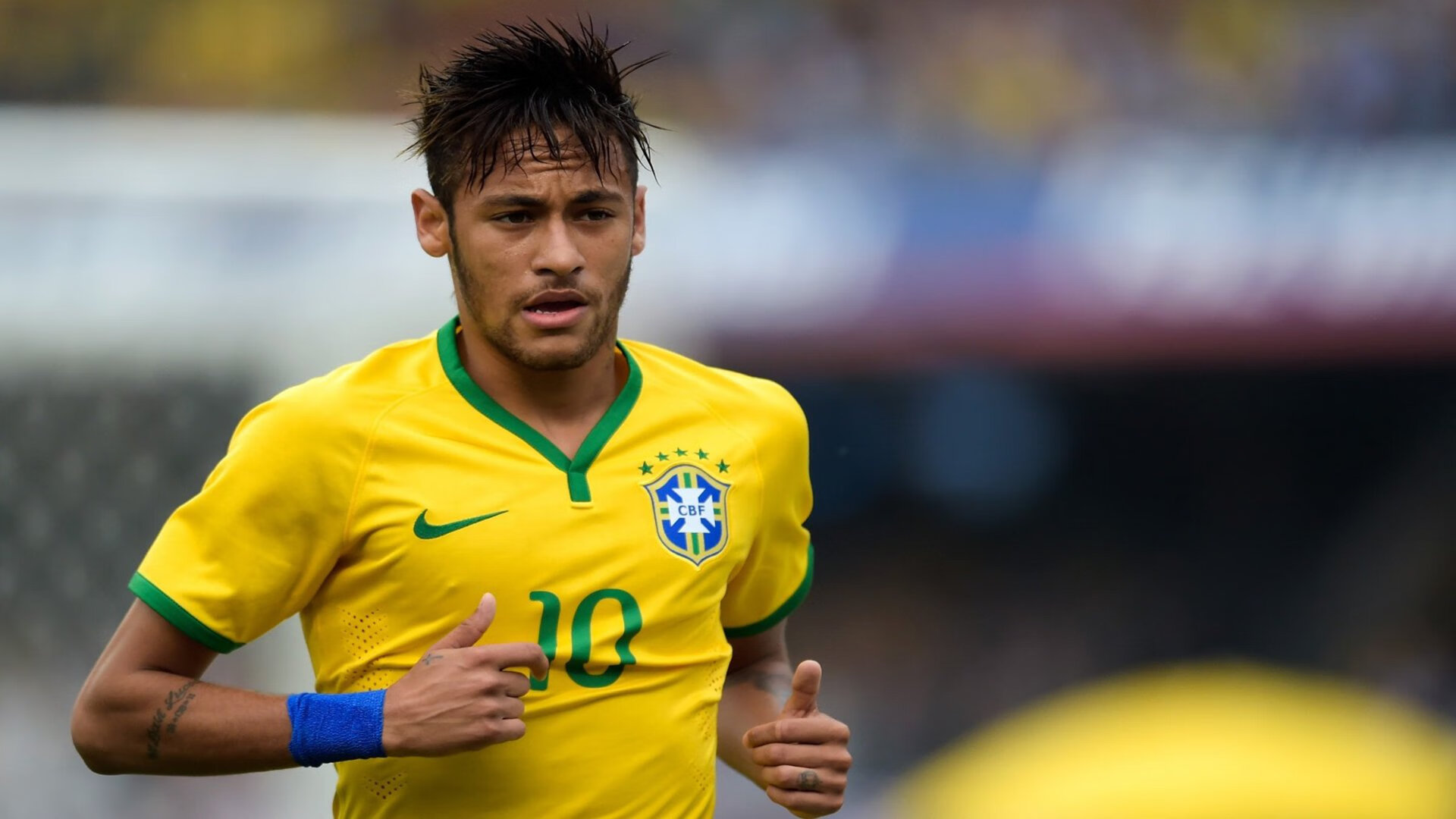 九游娱乐入口-“帕布罗·马特拉：全能后卫的崛起，带领美洲狮队走向新高峰”  第1张