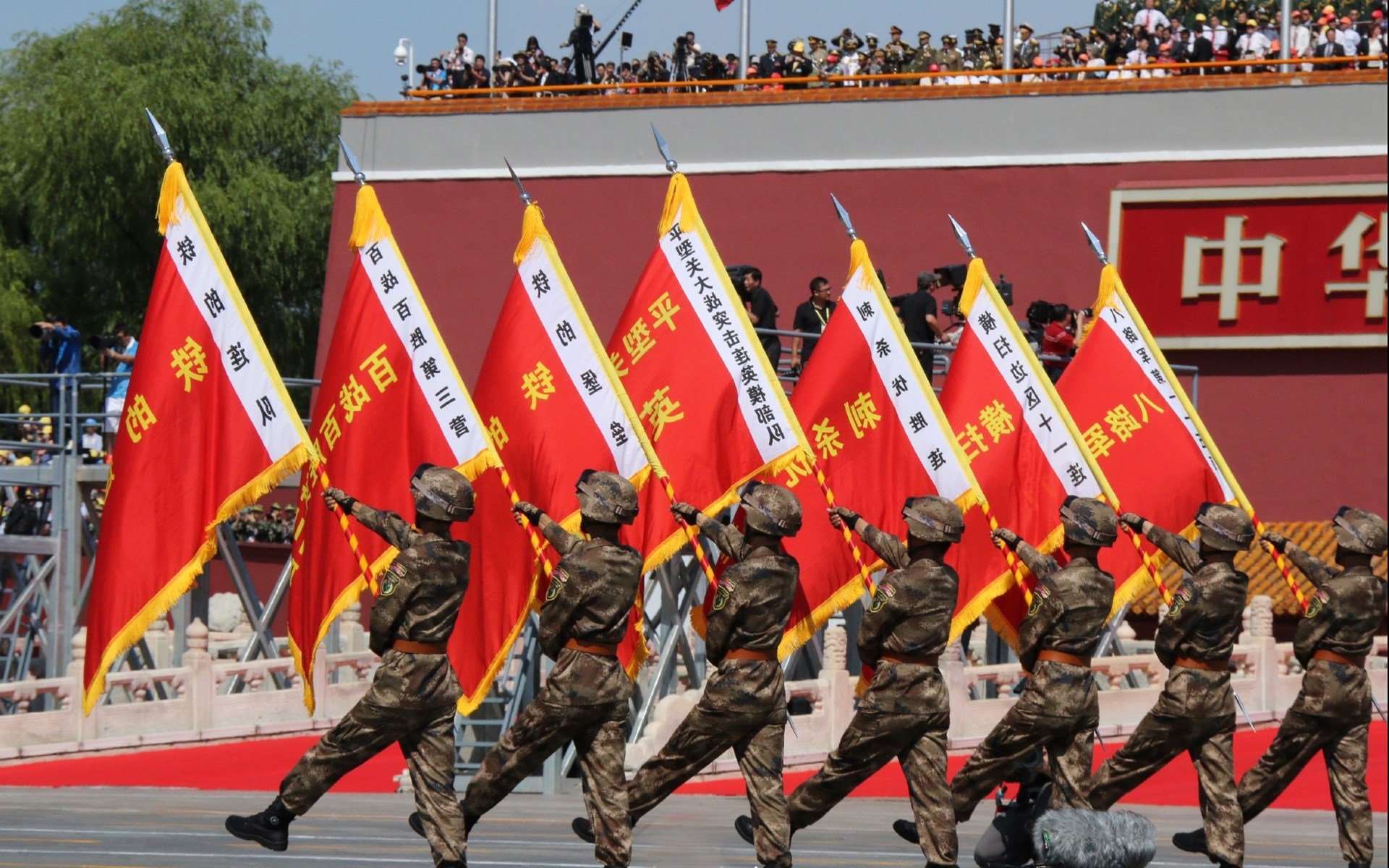 九游娱乐官方平台-凯尔·查默斯男子100米自由泳决赛强势冲刺，男子100米自由泳决赛冠军